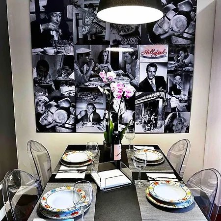 Chez Anna In Sempione - Mico, Citylife, San Siro Mediolan